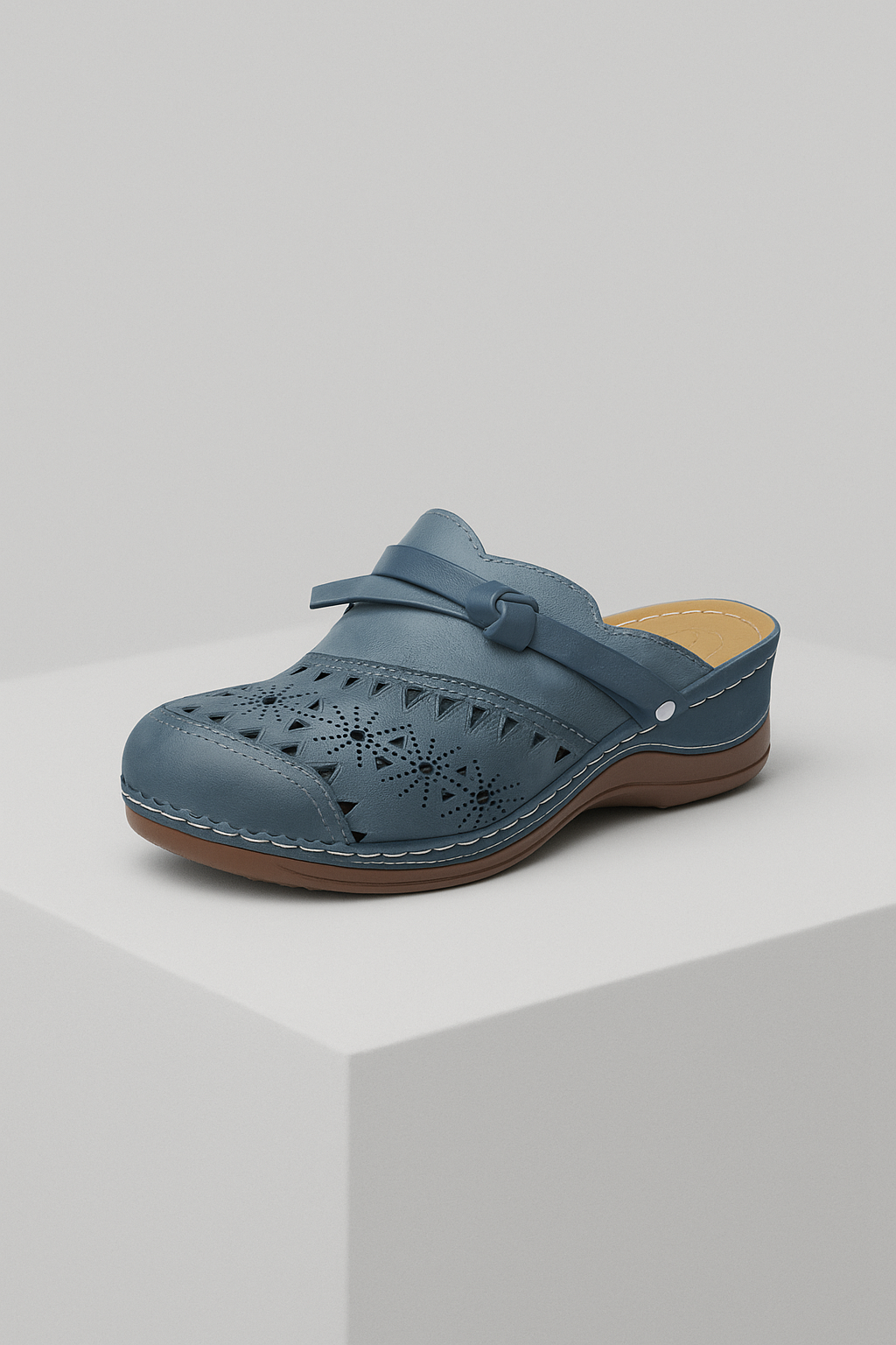 Krakow™ | Comfortable Flip Flops for Everyday Wear