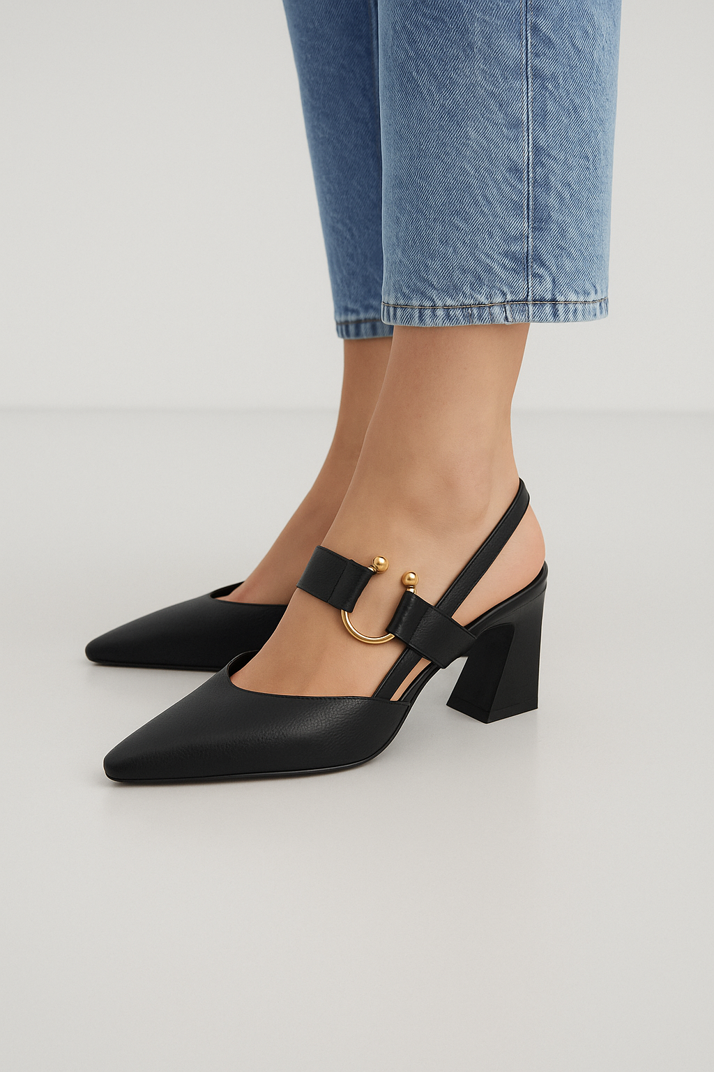 Divina™ | Elegant Ergonomic Heels for Women